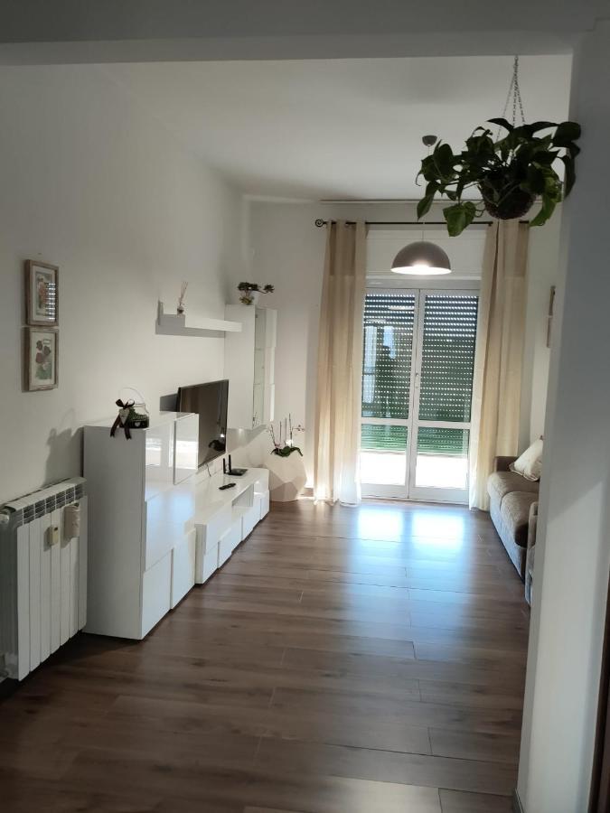 Celine A Due Passi Dal Mare Cin It09056c2w8wf7m33 * Savona