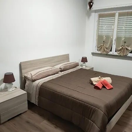 Casa Vacanze Celine A Due Passi Dal Mare Cin It09056C2W8Wf7M33 Savona Exterior photo